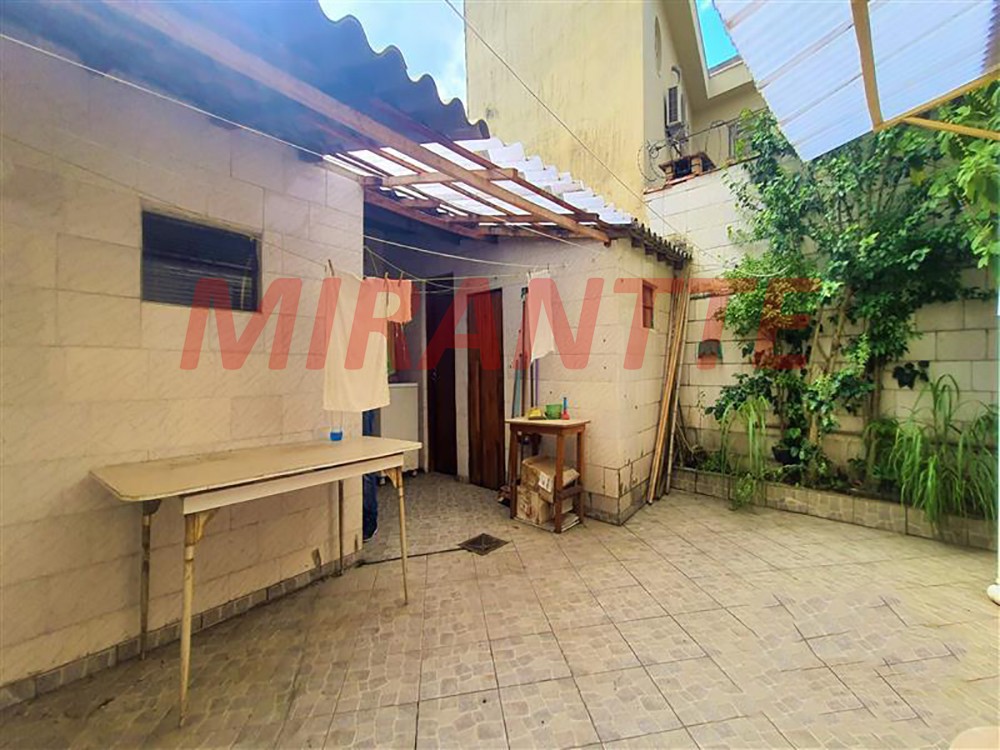 Sobrado de 154m² com 2 quartos em Horto Florestal