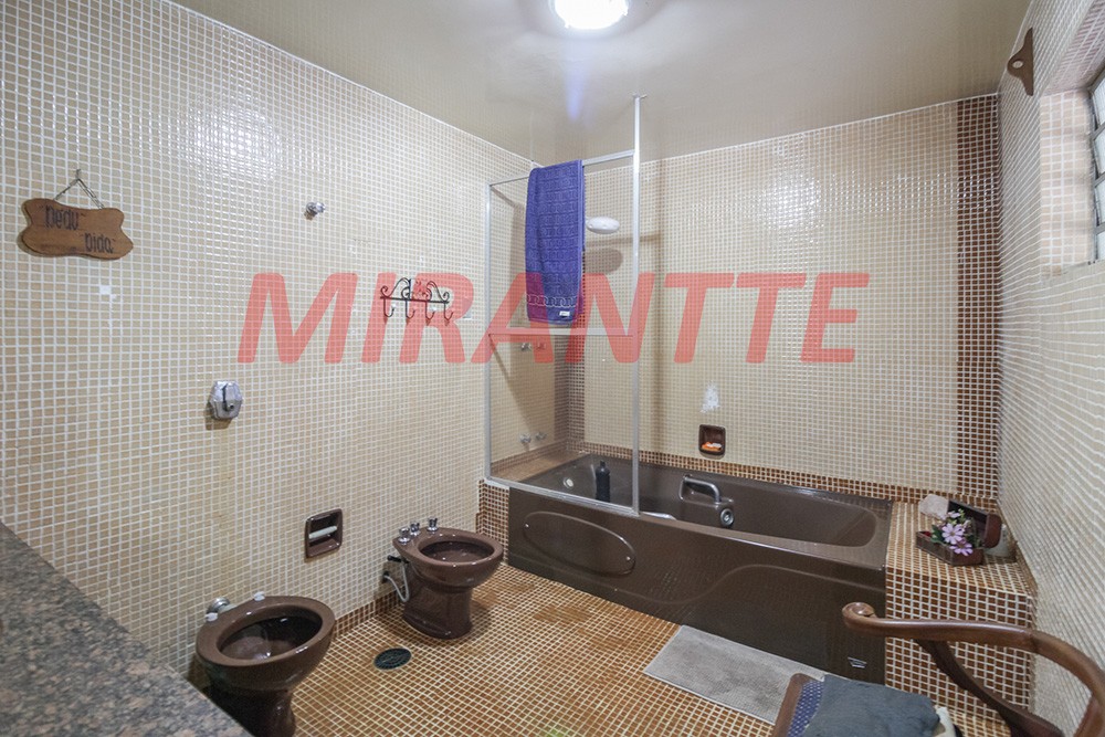 Casa terrea de 599m² com 3 quartos em PARQUE PETROPOLIS