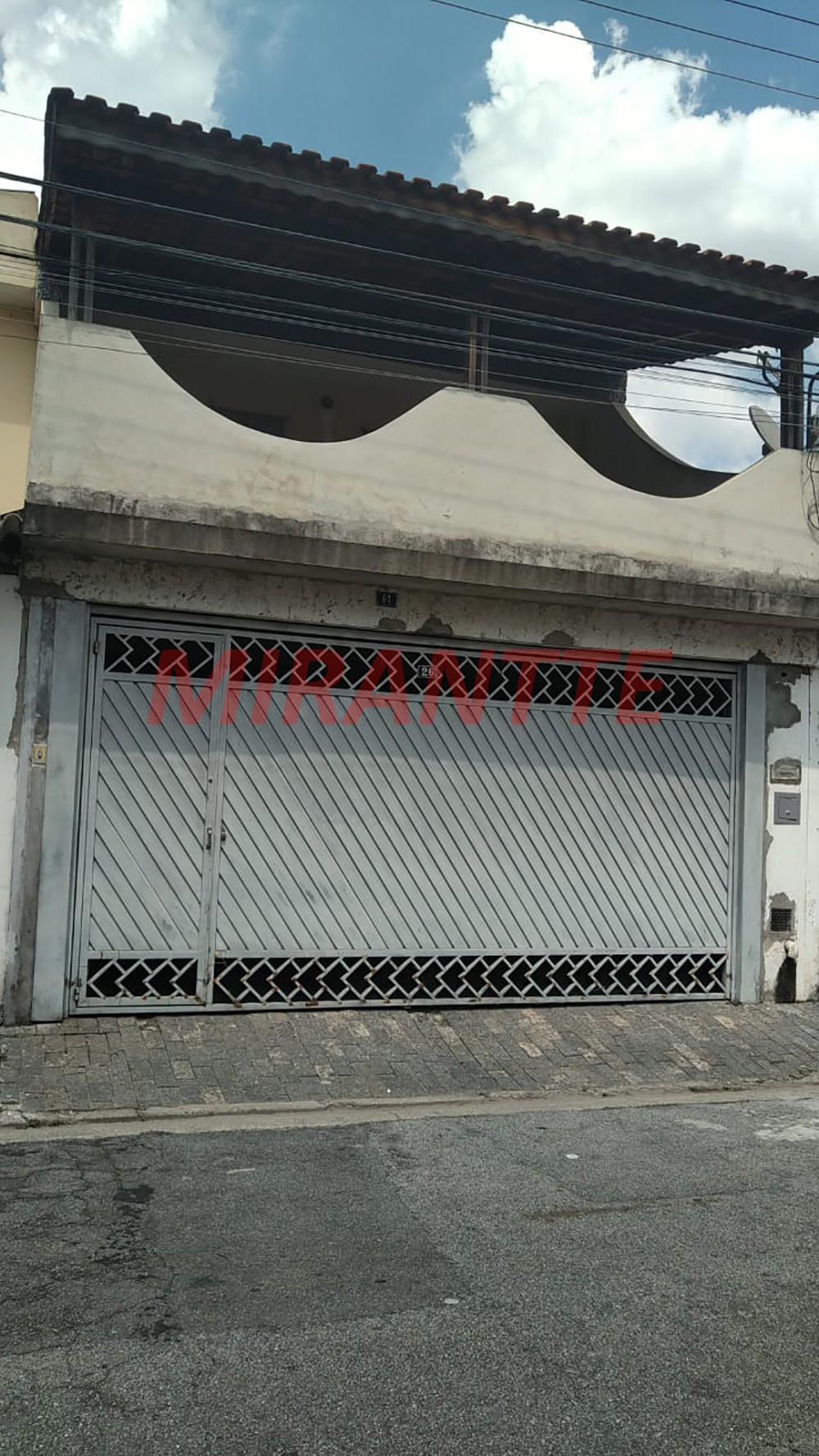 Sobrado de 270m² com 3 quartos em Vila Galvão