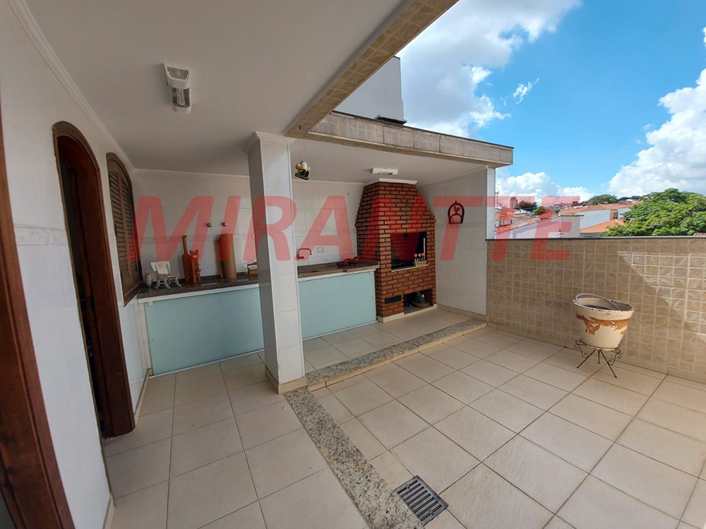 Sobrado de 214m² com 3 quartos em Parada Inglesa