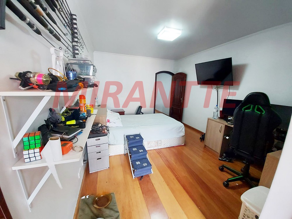 Sobrado de 214m² com 3 quartos em Parada Inglesa