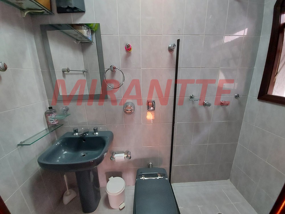 Sobrado de 214m² com 3 quartos em Parada Inglesa