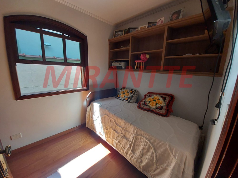 Sobrado de 214m² com 3 quartos em Parada Inglesa