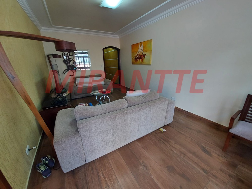 Sobrado de 214m² com 3 quartos em Parada Inglesa