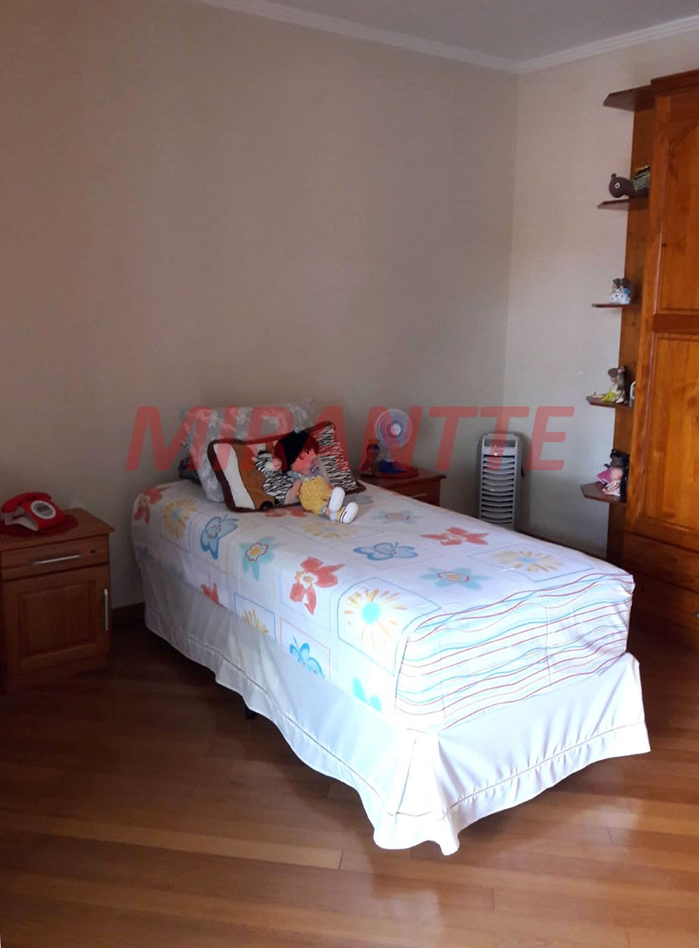 Sobrado de 240m² com 3 quartos em Vila Rosália