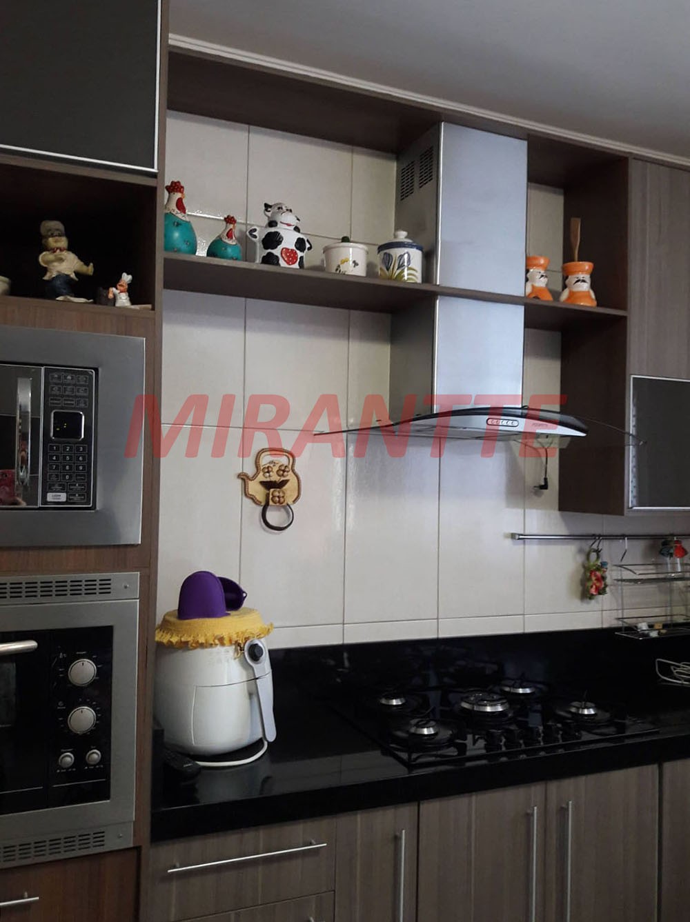 Sobrado de 240m² com 3 quartos em Vila Rosália