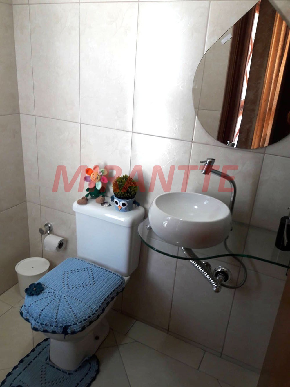 Sobrado de 240m² com 3 quartos em Vila Rosália