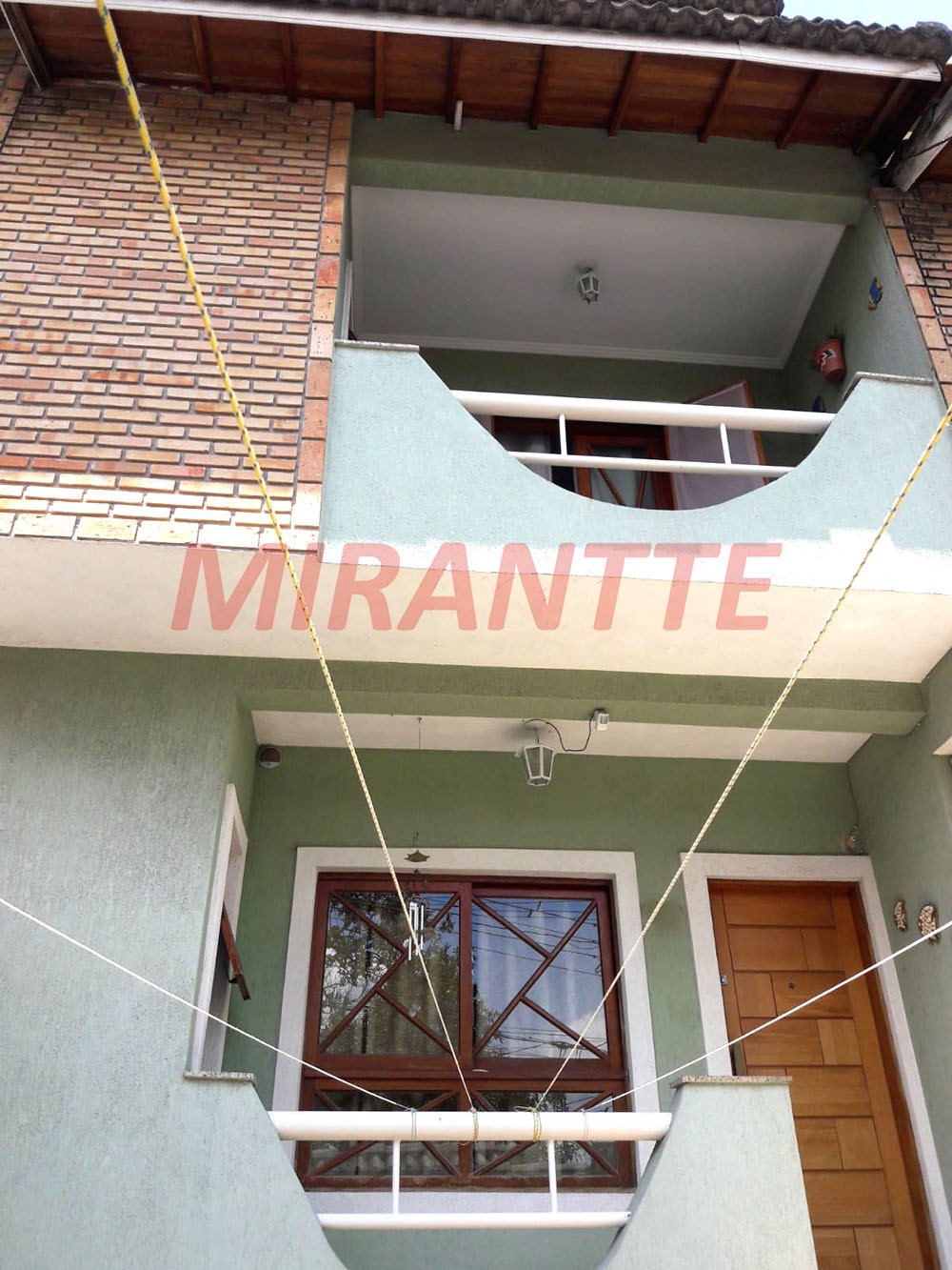 Sobrado de 240m² com 3 quartos em Vila Rosália
