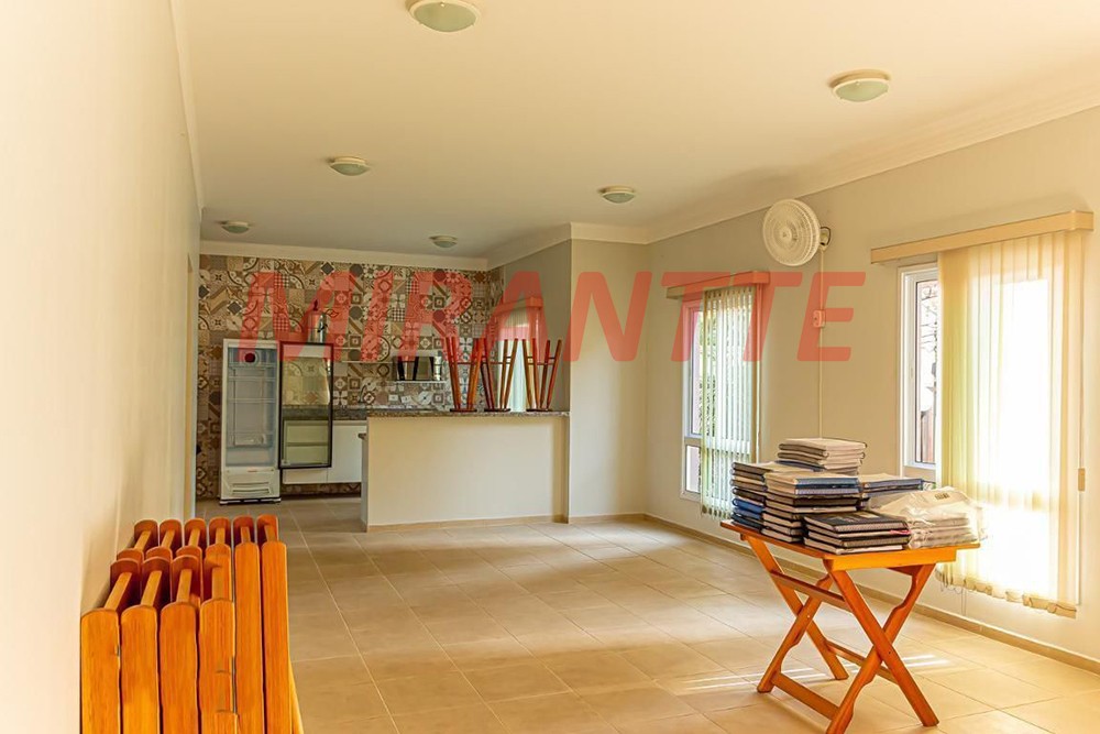Apartamento de 65m² com 2 quartos em Vila Gumercindo