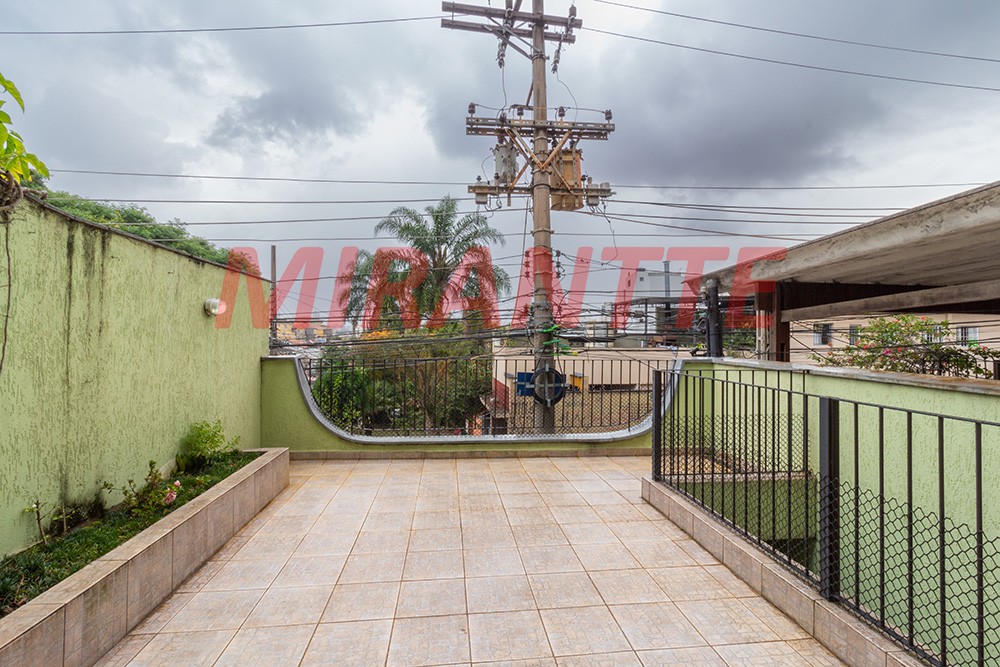 Sobrado de 223m² com 3 quartos em Jardim Paraiso