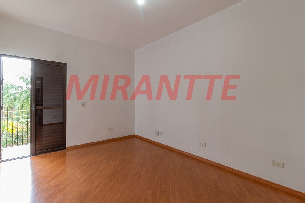 Sobrado de 223m² com 3 quartos em Jardim Paraiso