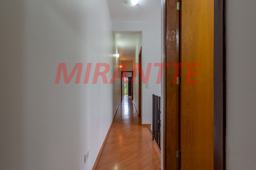 Sobrado de 223m² com 3 quartos em Jardim Paraiso