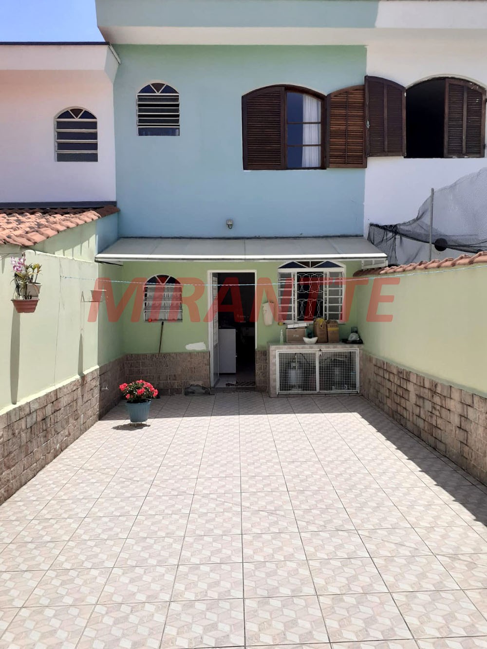 Sobrado de 168m² com 3 quartos em Gopoúva