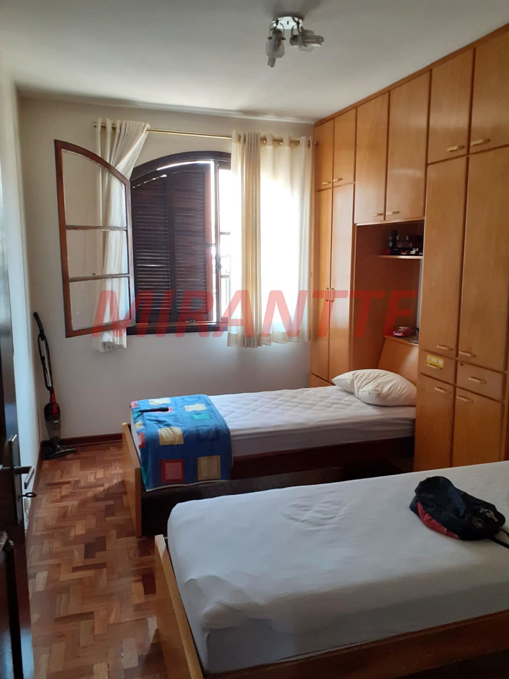 Sobrado de 168m² com 3 quartos em Gopoúva