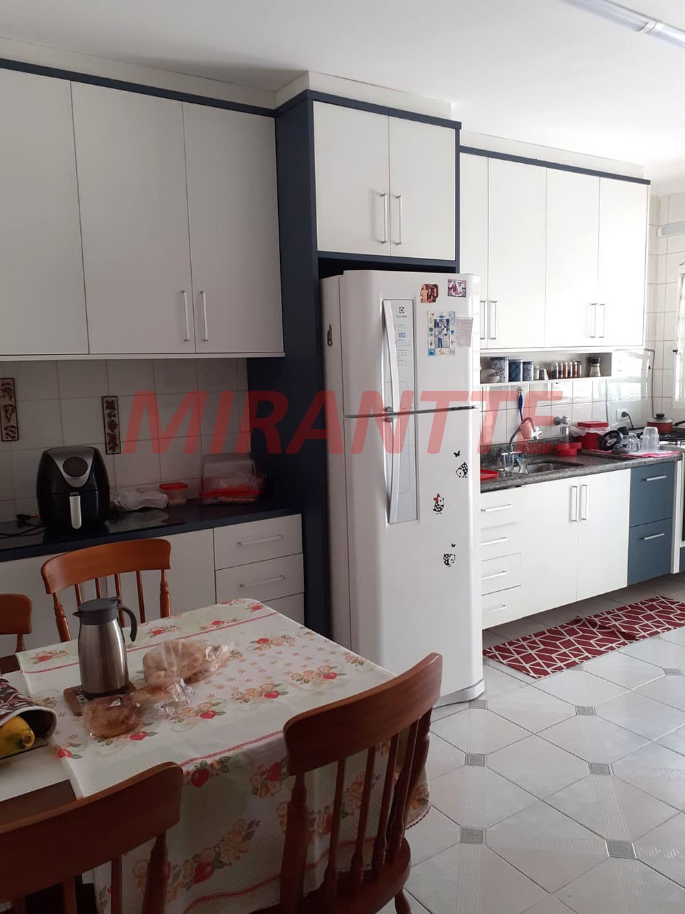 Sobrado de 168m² com 3 quartos em Gopoúva