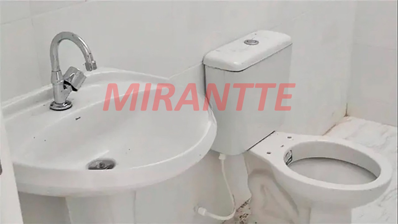 Sobrado de 168m² com 10 quartos em Casa Verde