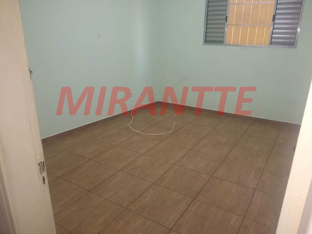 Casa terrea de 260m² com 2 quartos em Parque Vitória