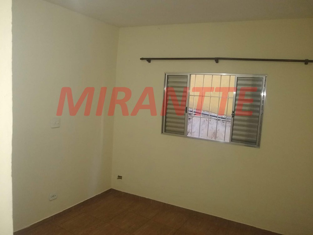 Casa terrea de 260m² com 2 quartos em Parque Vitória