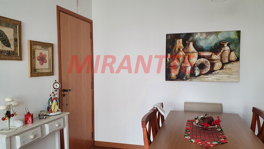 Apartamento de 65m² com 2 quartos em Santana