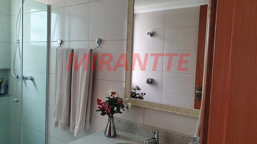 Apartamento de 65m² com 2 quartos em Santana