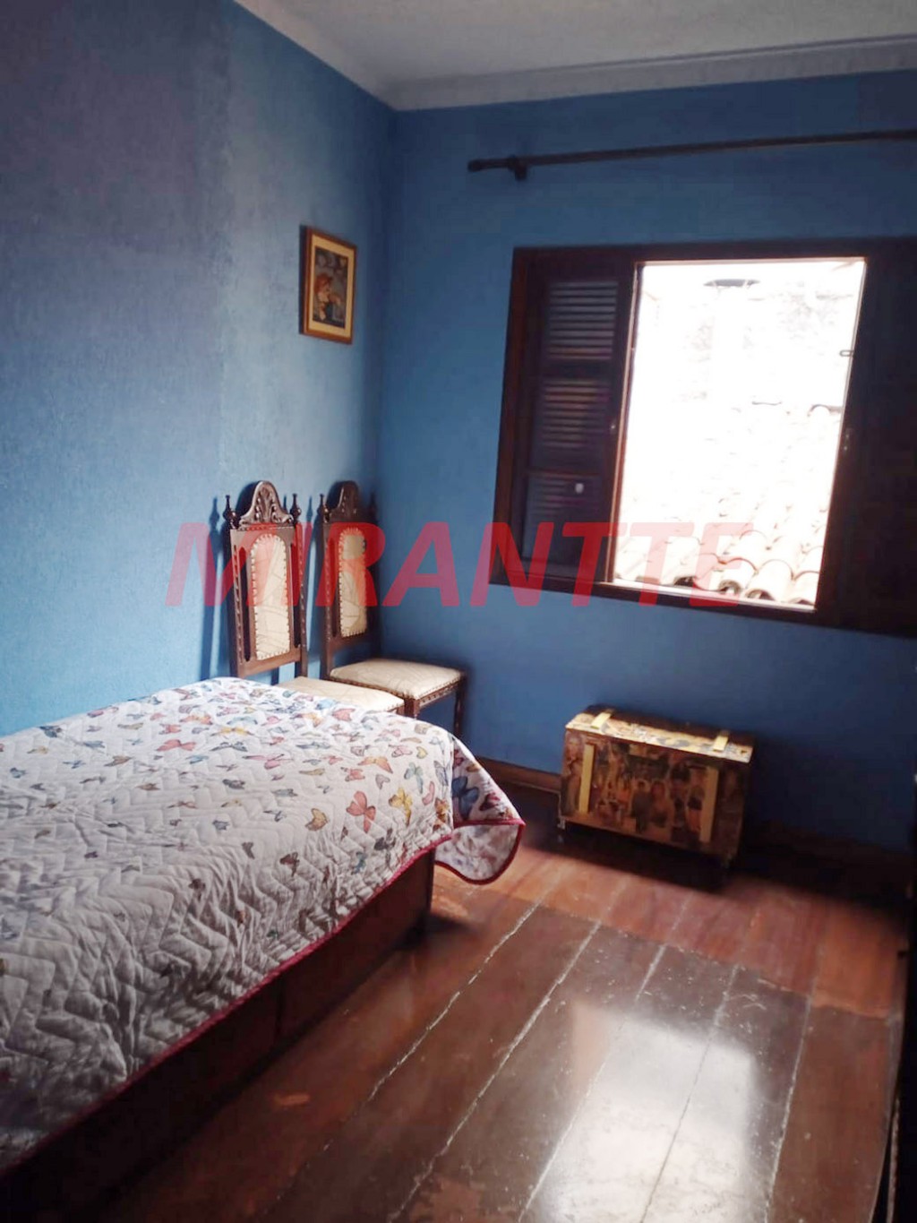 Sobrado de 136m² com 3 quartos em Jardim Ondina