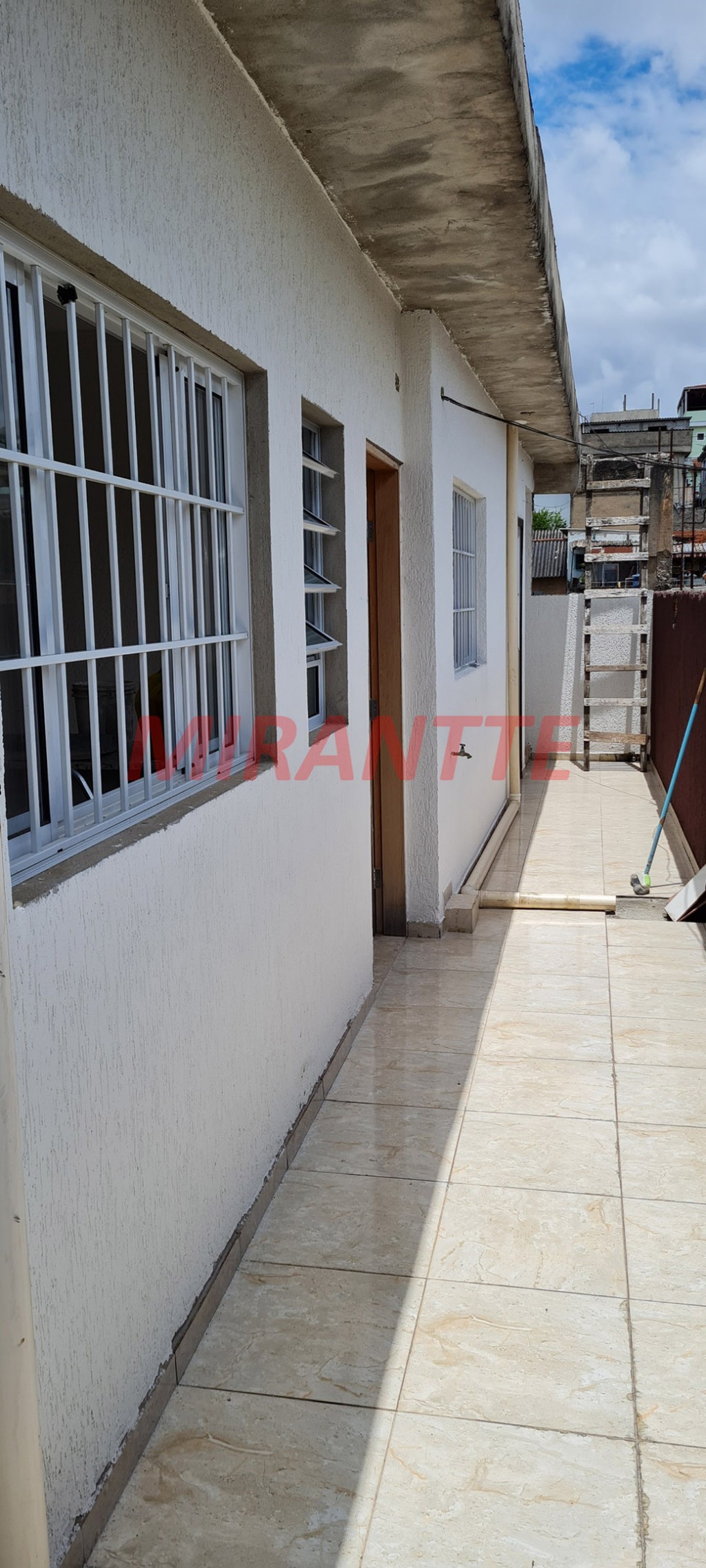 Sobrado de 600m² com 2 quartos em Parque Peruche