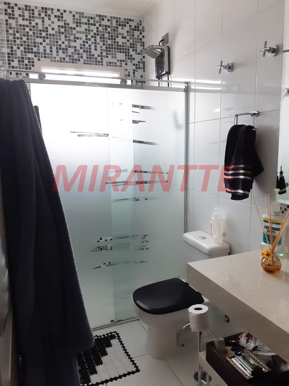 Sobrado de 198m² com 4 quartos em Jaçana