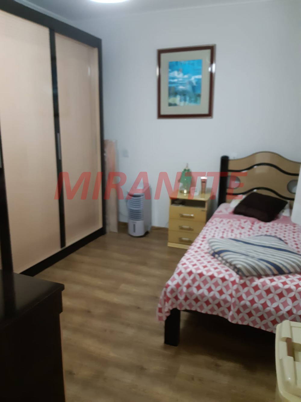 Sobrado de 198m² com 4 quartos em Jaçana