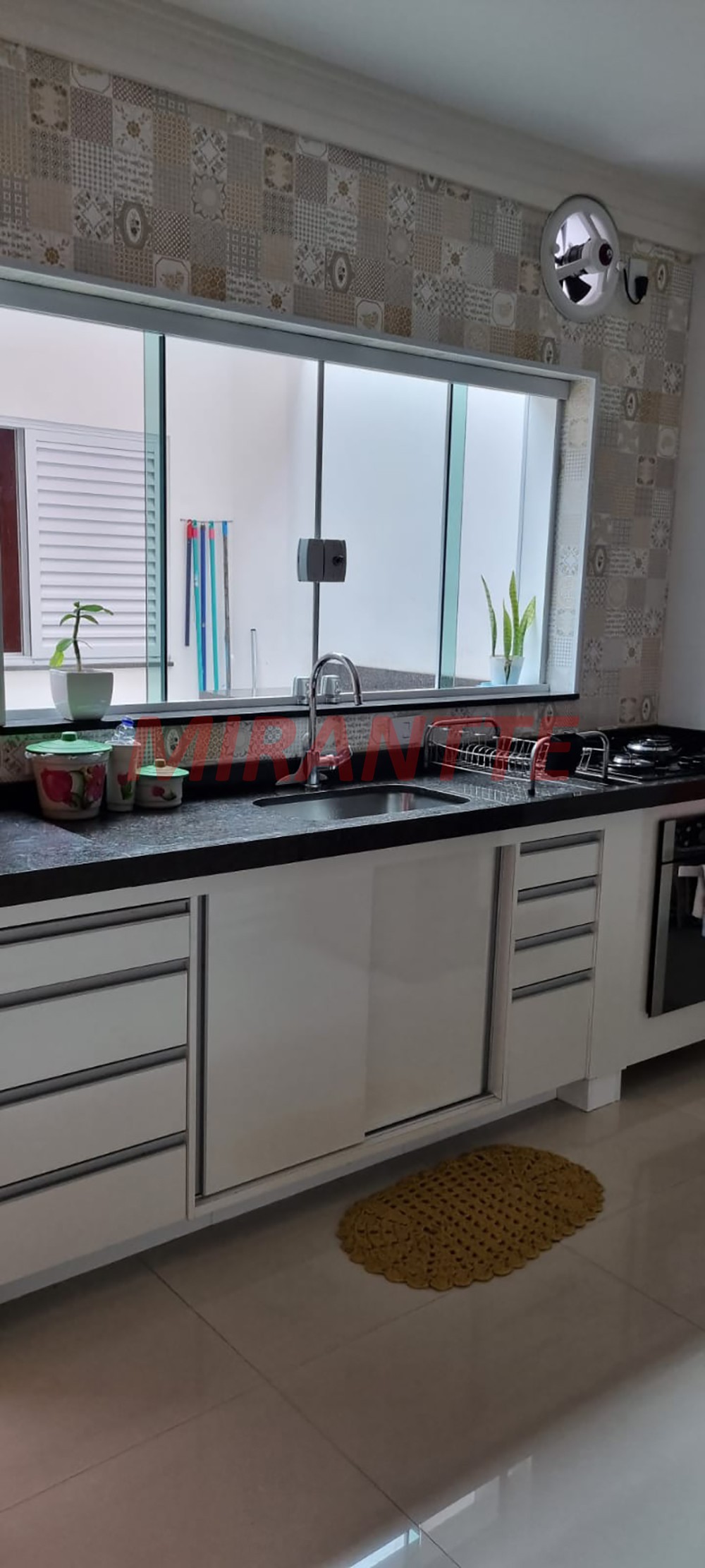 Sobrado de 180m² com 3 quartos em Santana