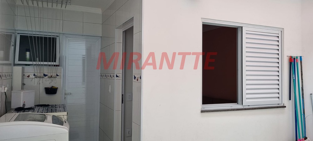 Sobrado de 180m² com 3 quartos em Santana
