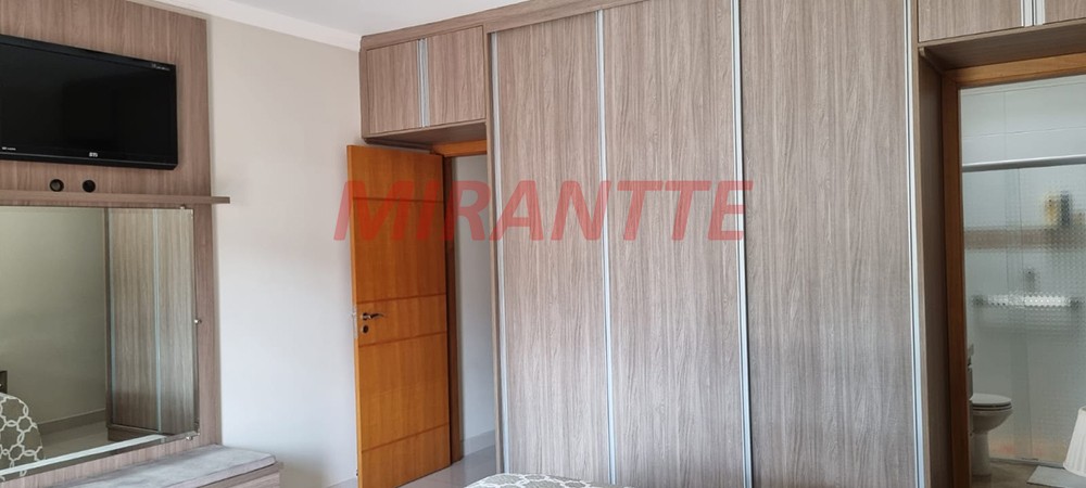 Sobrado de 180m² com 3 quartos em Santana