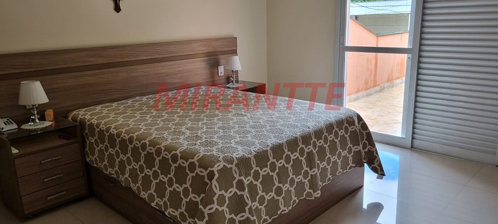 Sobrado de 180m² com 3 quartos em Santana