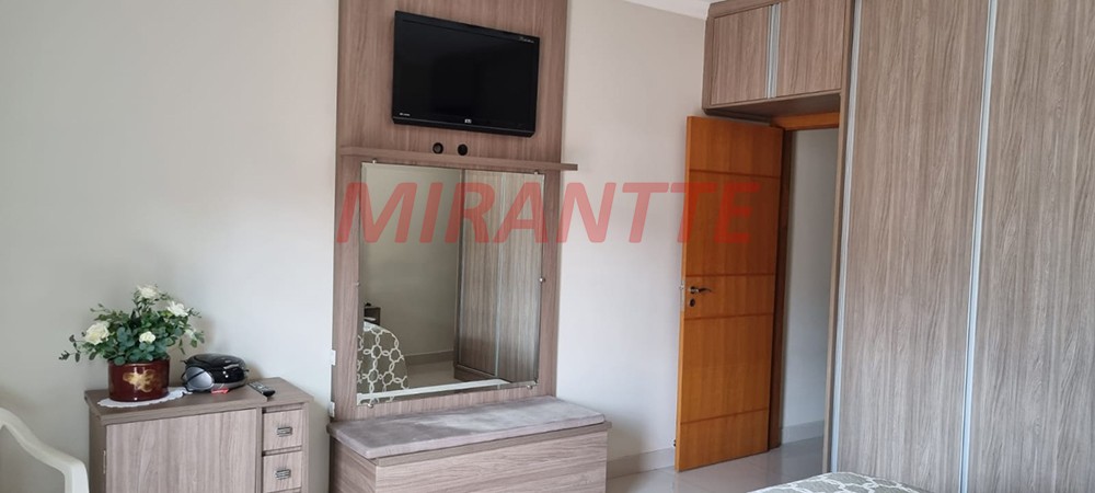 Sobrado de 180m² com 3 quartos em Santana