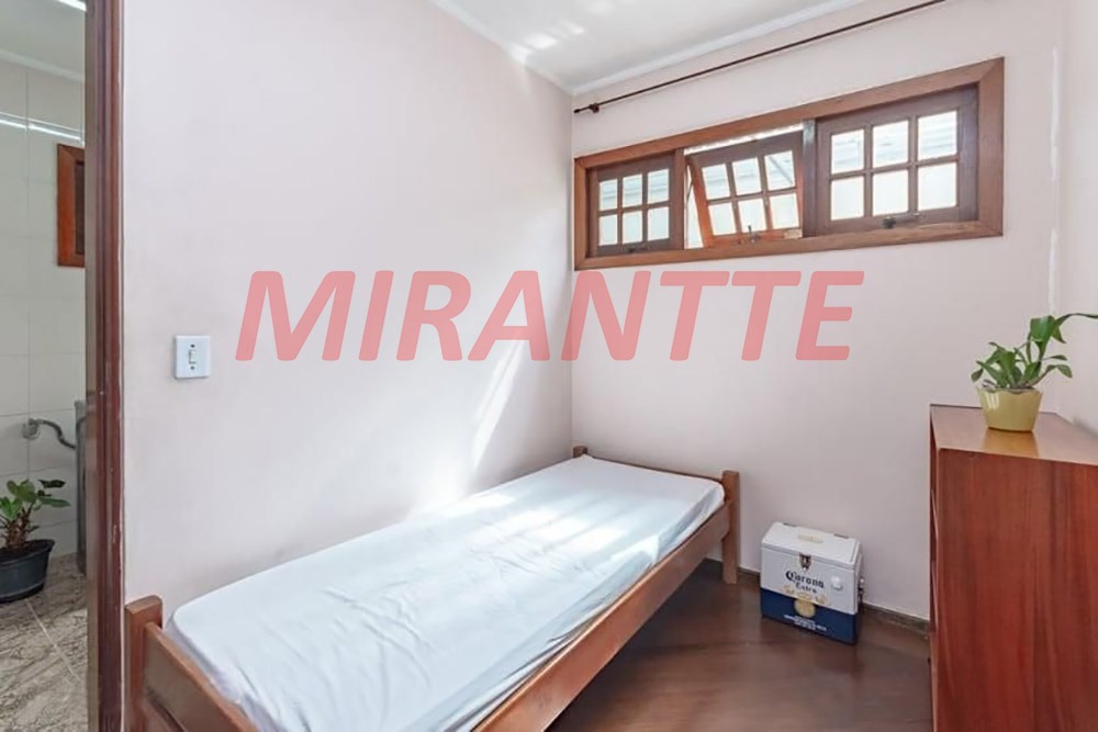Sobrado de 312m² com 3 quartos em Horto Florestal