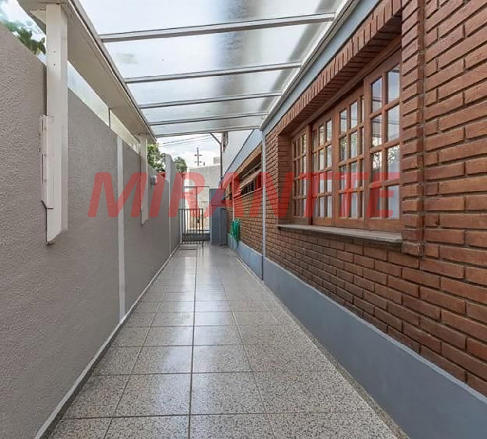 Sobrado de 312m² com 3 quartos em Horto Florestal