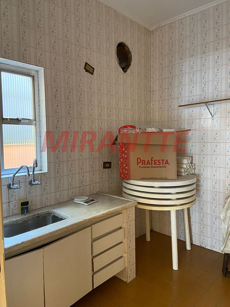Sobrado de 220m² com 4 quartos em Casa Verde