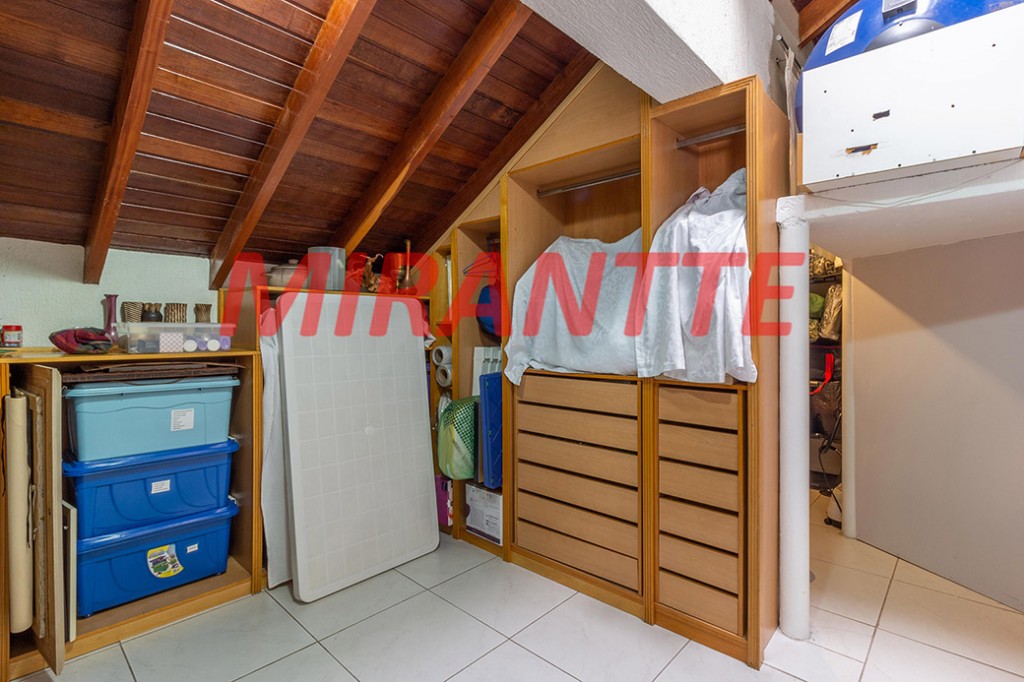 Sobrado de 650m² com 5 quartos em City América
