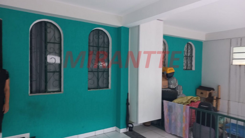 Sobrado de 200m² com 2 quartos em Chora Menino