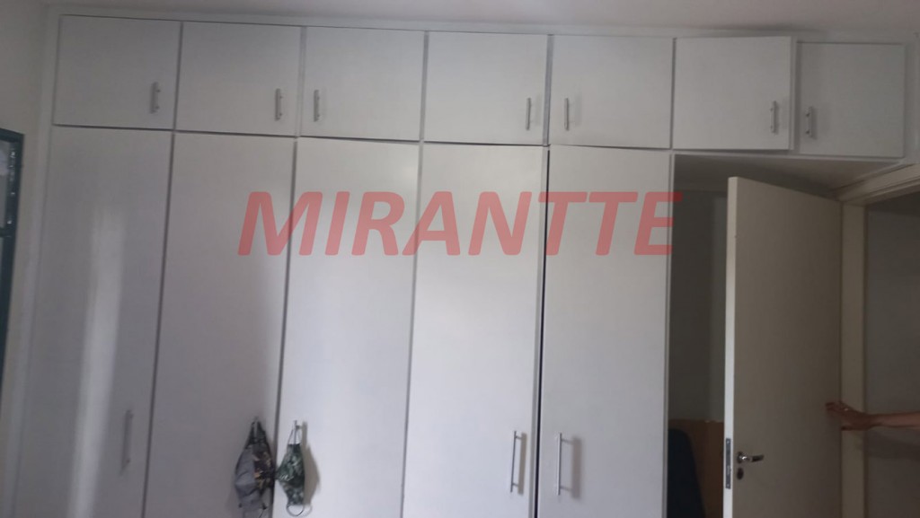 Sobrado de 200m² com 2 quartos em Chora Menino