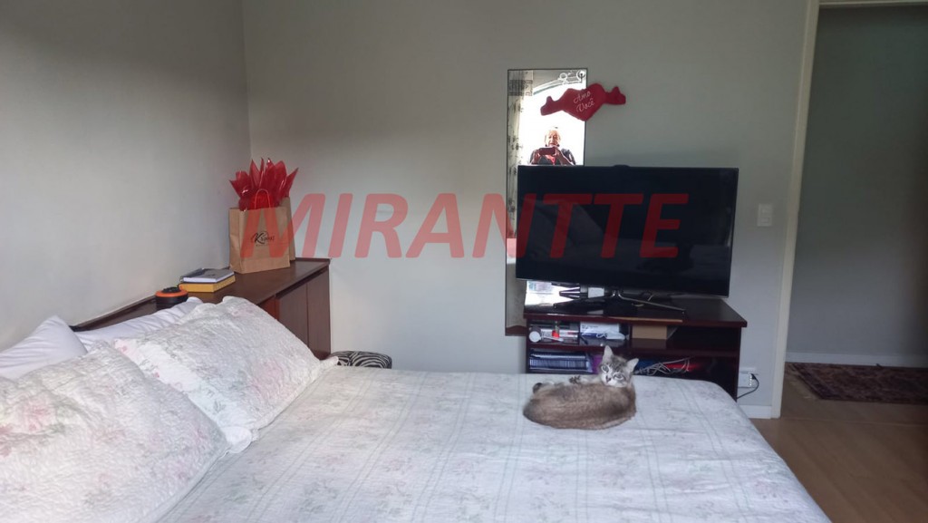 Sobrado de 200m² com 2 quartos em Chora Menino