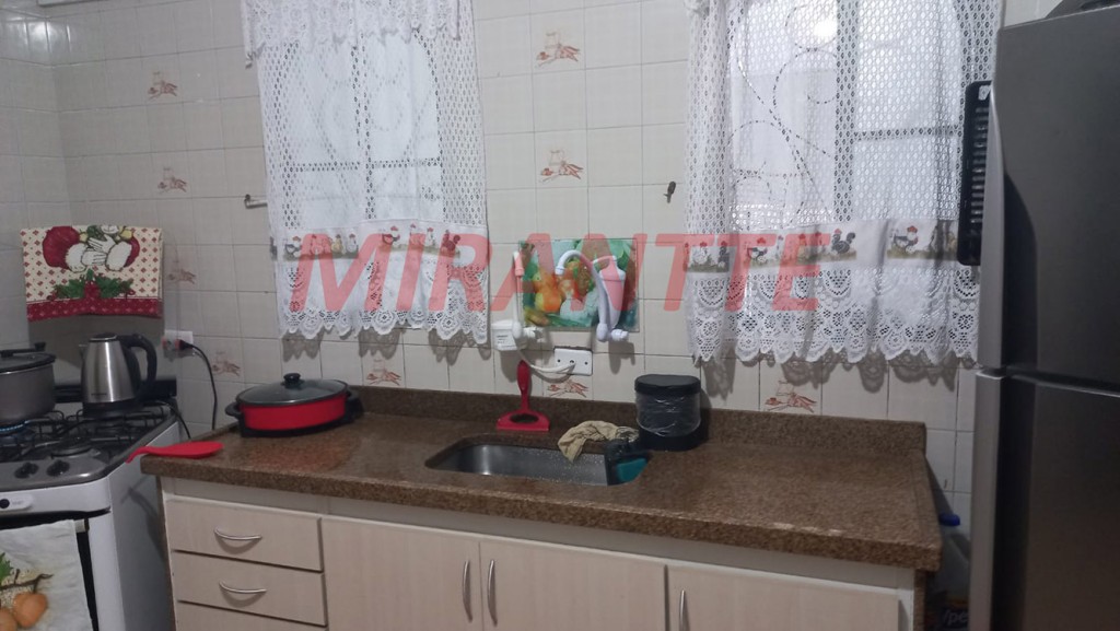 Sobrado de 200m² com 2 quartos em Chora Menino