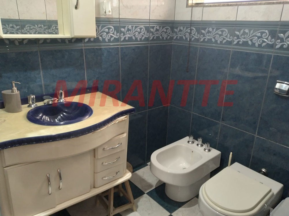 Sobrado de 280m² com 3 quartos em Parque Continental