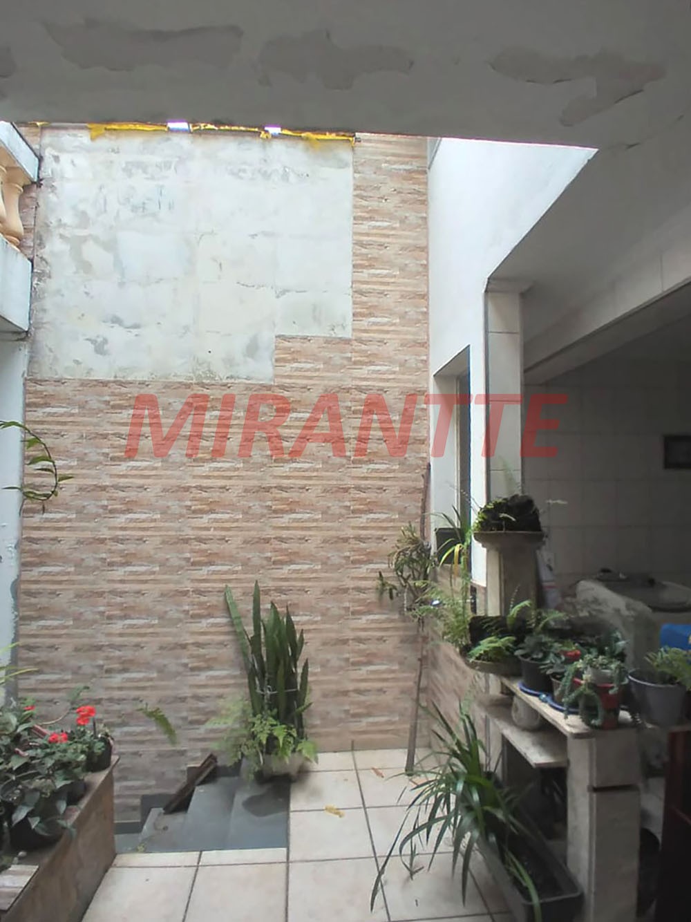 Sobrado de 280m² com 3 quartos em Parque Continental