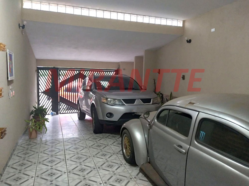 Sobrado de 280m² com 3 quartos em Parque Continental