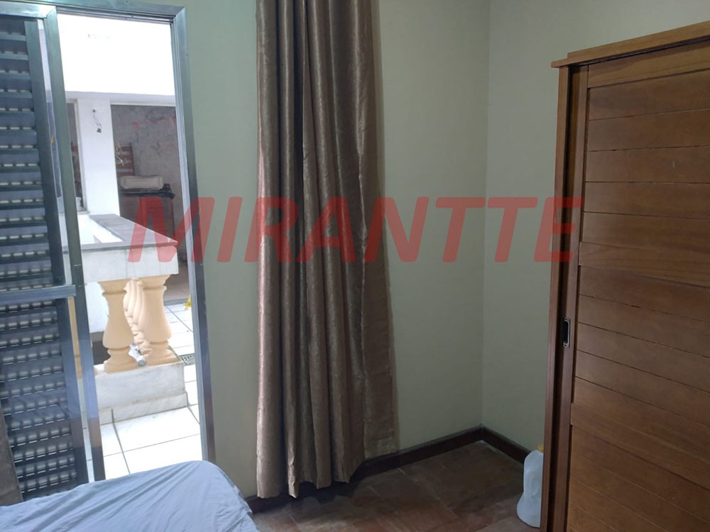 Sobrado de 280m² com 3 quartos em Parque Continental