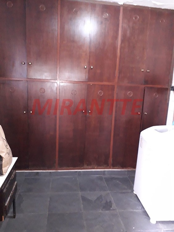 Sobrado de 230m² com 3 quartos em Imirim