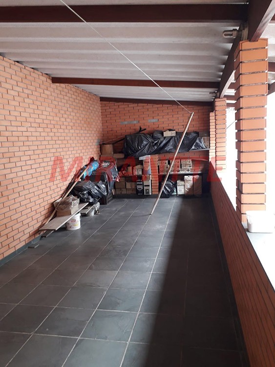 Sobrado de 230m² com 3 quartos em Imirim