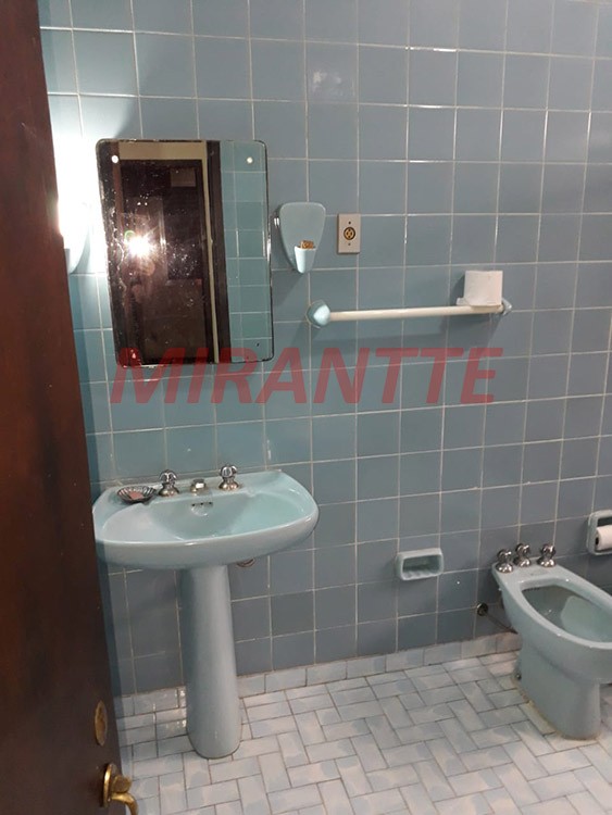 Sobrado de 230m² com 3 quartos em Imirim
