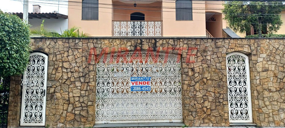 Sobrado de 421m² com 3 quartos em Vila Rosália