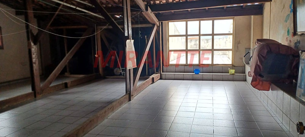 Sobrado de 421m² com 3 quartos em Vila Rosália